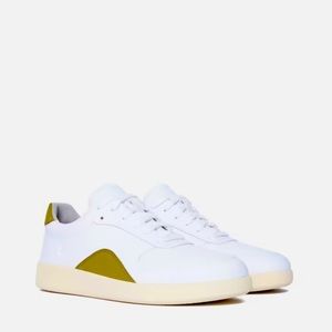 Everlane Italian ReLeather Court Sneaker
